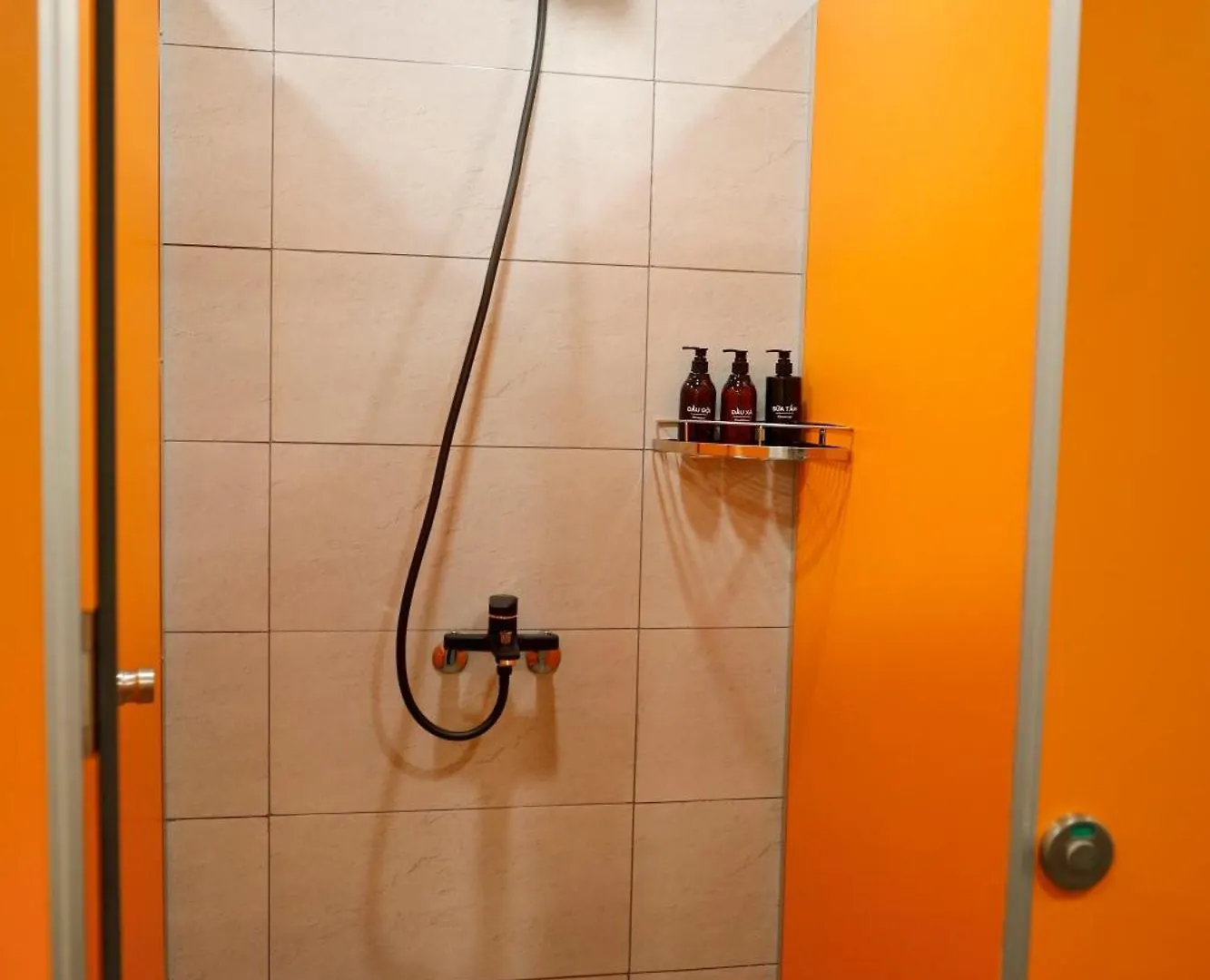 מלון הו צ'י מין סיטי Saigon Travel Lounge וייטנאם