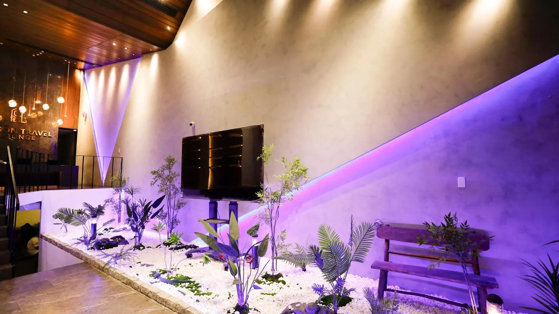 מלון הו צ'י מין סיטי Saigon Travel Lounge